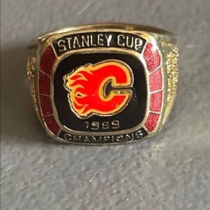 Stanley Cup Champions Ring Molson Stanley cup hockey ring size 10. See photo